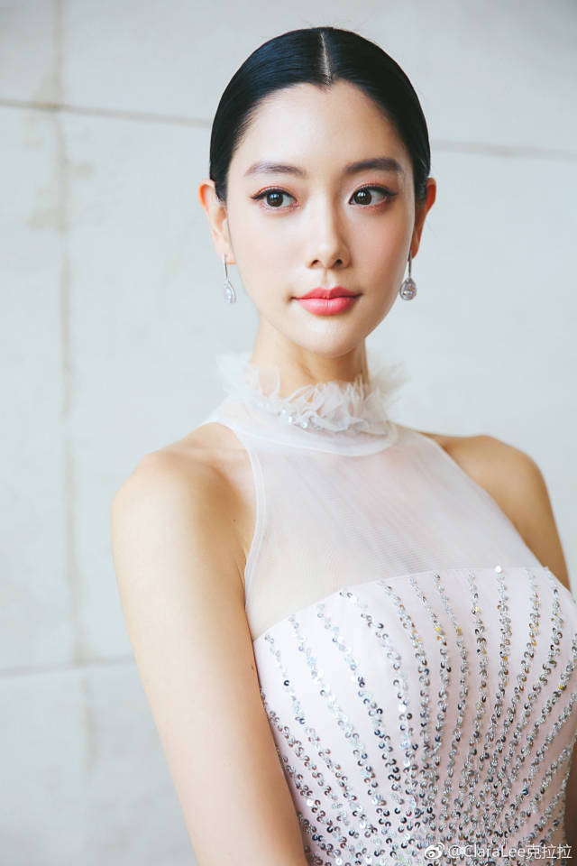 弹壳与玫瑰