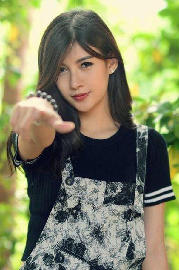 霓虹舞娘